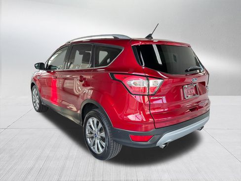 Used 2018 Ford Escape Titanium AWD/4WD image 6