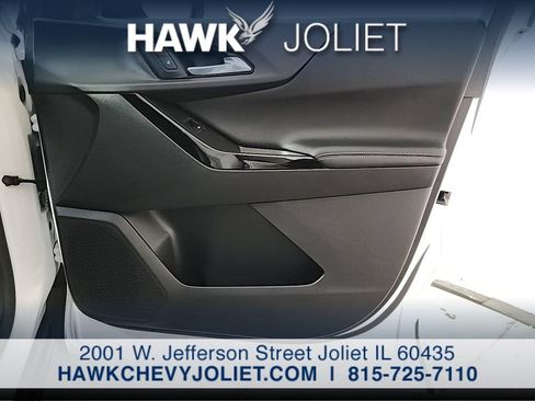 Used 2025 Chevrolet Equinox LT FWD image 21