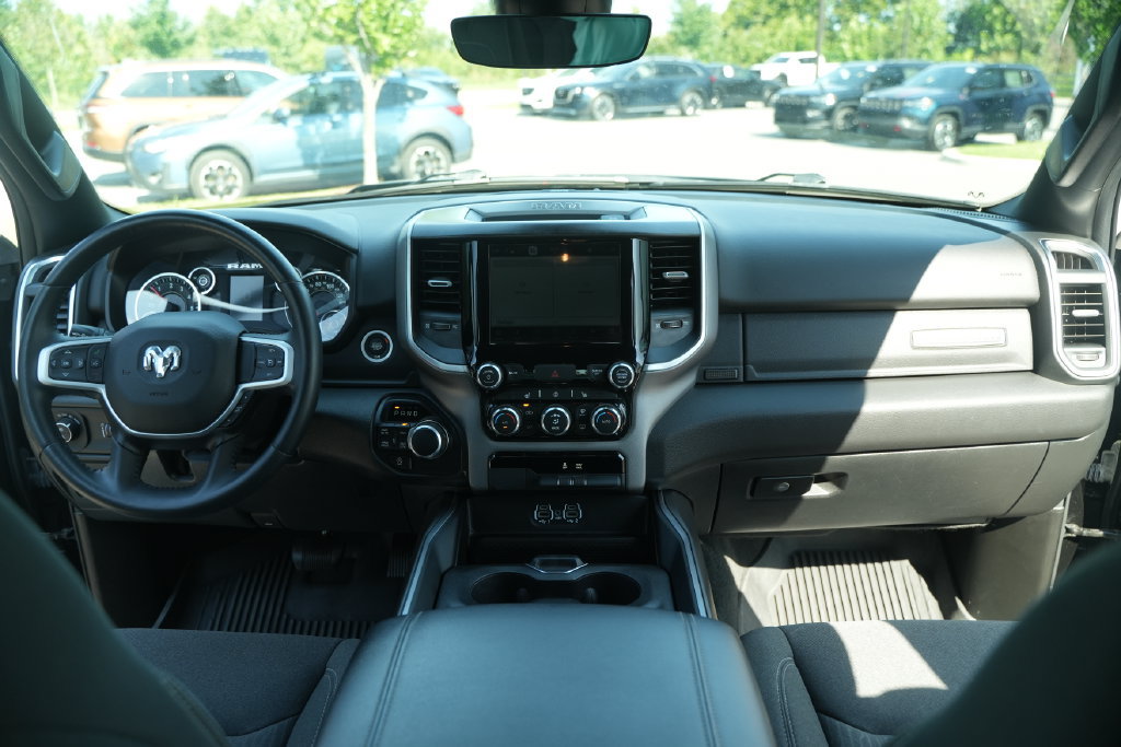 Used 2024 RAM 1500 Big Horn AWD/4WD image 26