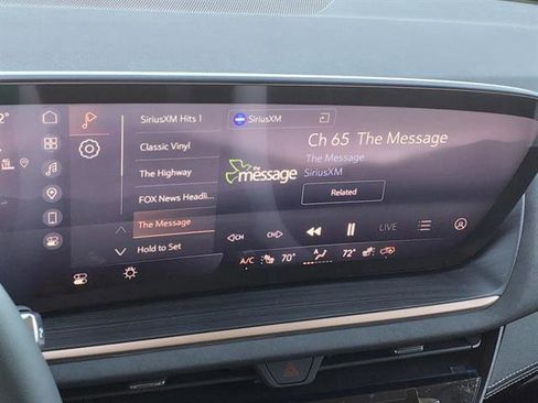 New 2025 Buick Envision Sport Touring image 2