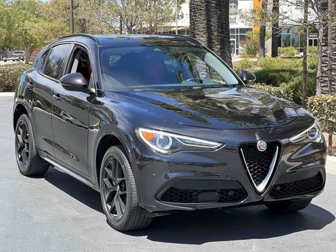Used 2021 Alfa Romeo Stelvio Sprint w/ Nero Edizione RWD image 15