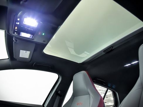 New 2025 Volkswagen GTI SE image 8