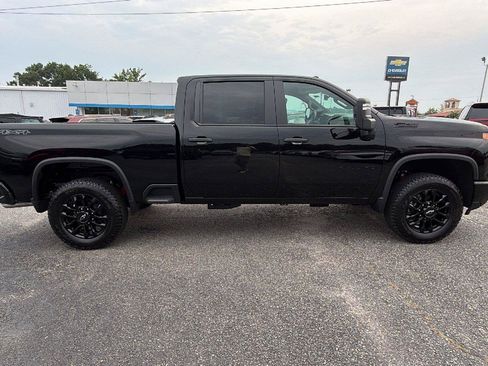 New 2026 Chevrolet Silverado 2500 Custom w/ Custom Value Package AWD/4WD image 7