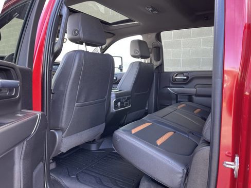 Used 2022 GMC Sierra 2500 AT4 w/ AT4 Premium Plus Package image 19