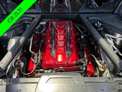 Used 2025 Chevrolet Corvette Stingray Preferred Cpe w/ 2LT RWD image 21