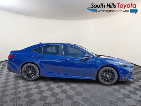 Used 2025 Toyota Camry SE w/ Multimedia Upgrade Package FWD image 7