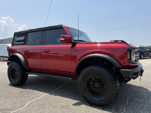 Used 2021 Ford Bronco Outer Banks w/ Sasquatch Package AWD/4WD image 12