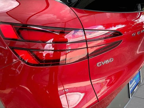 Used 2025 Genesis GV60 RWD image 27