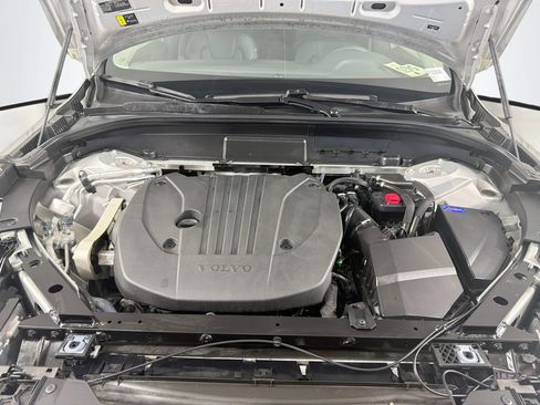 Certified 2023 Volvo XC60 B5 Plus w/ Protection Package Premier FWD image 31