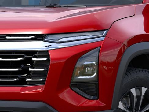 New 2027 Chevrolet Equinox LT FWD image 10