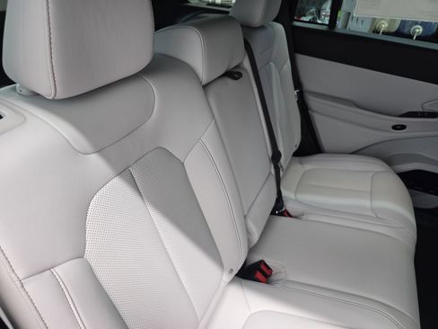 New 2026 Jeep Cherokee Limited AWD/4WD image 11