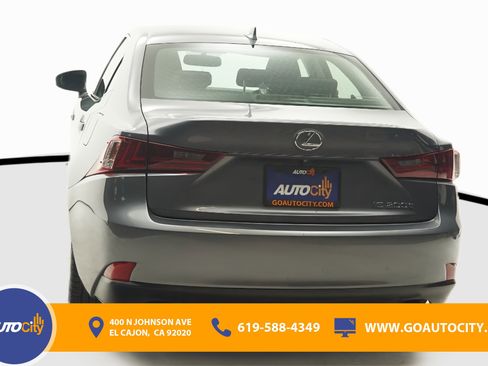 Used 2016 Lexus IS 200t image 15