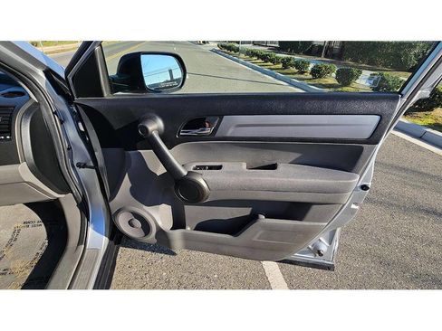 Used 2011 Honda CR-V EX image 34