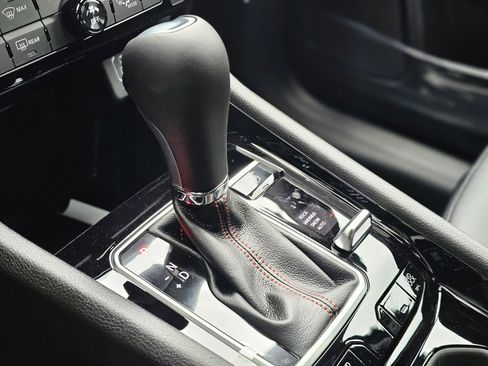 New 2026 Jeep Compass Trailhawk image 14