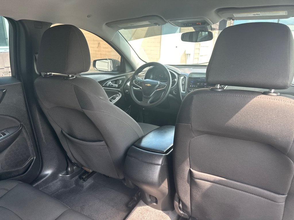 Used 2020 Chevrolet Malibu LS FWD image 13