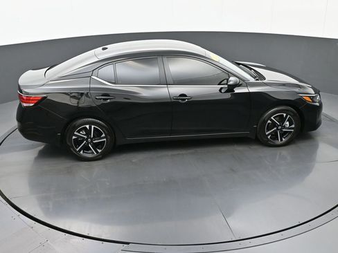 Used 2025 Nissan Sentra SV w/ All-Weather Package image 30