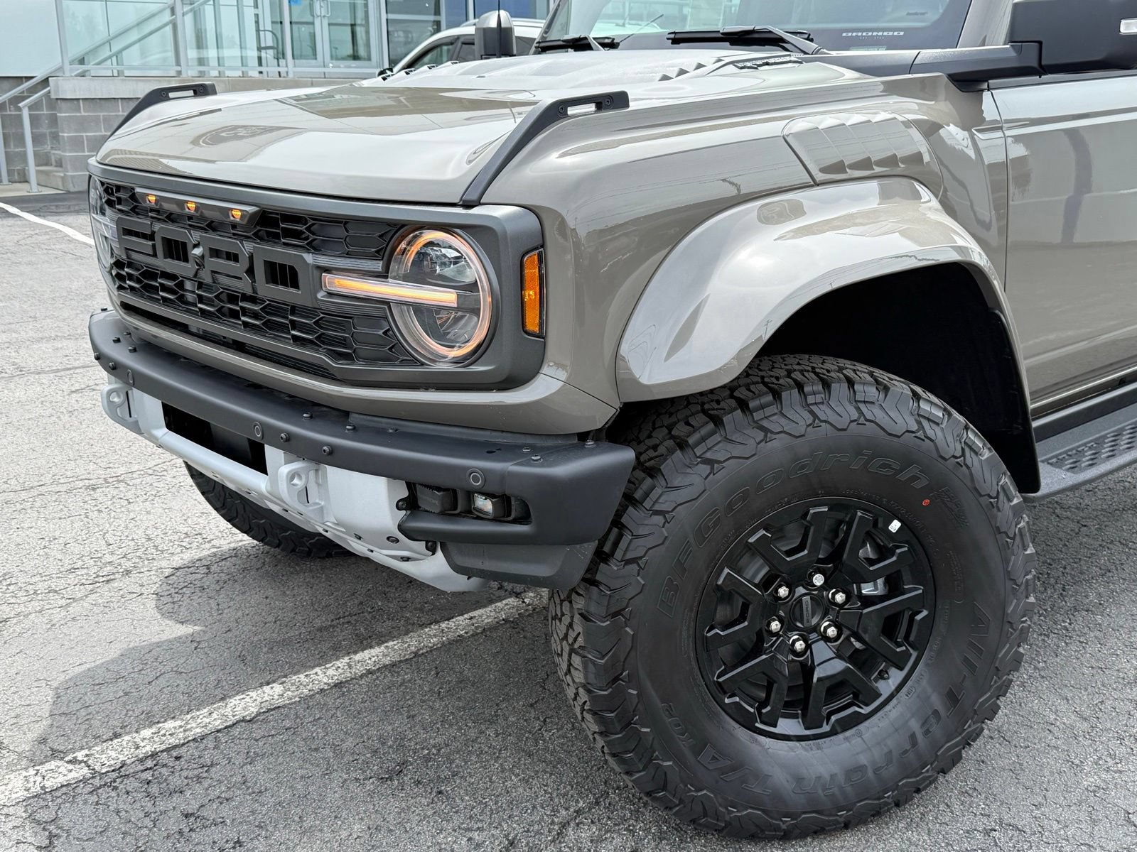 New 2026 Ford Bronco Raptor w/ Interior Carbon Fiber Pack AWD/4WD image 19
