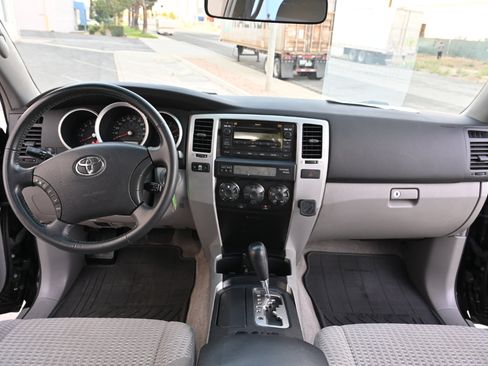 Used 2008 Toyota 4Runner SR5 RWD image 12