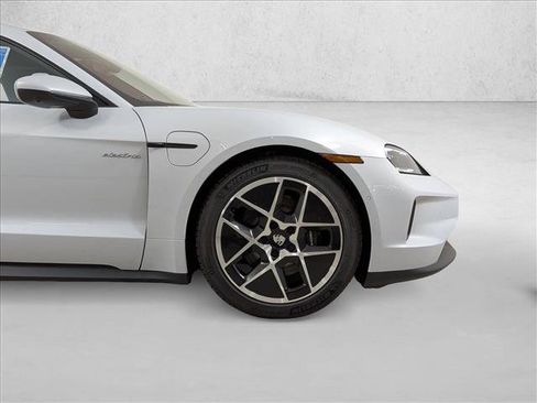 New 2026 Porsche Taycan image 11