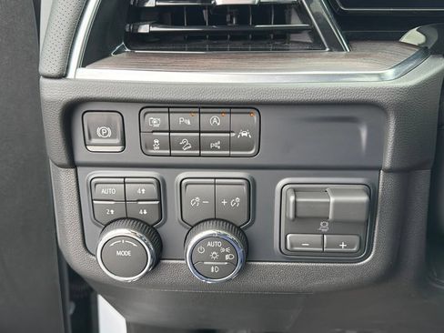 New 2026 Chevrolet Tahoe Premier AWD/4WD image 22