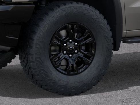 New 2026 Chevrolet Silverado 1500 ZR2 w/ Dark Appearance Package AWD/4WD image 9