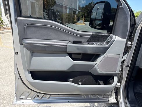 Certified 2023 Ford F250 XLT w/ Black Appearance Package AWD/4WD image 29