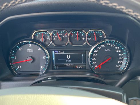 Used 2019 GMC Sierra 1500 SLE w/ SLE Value Package image 24