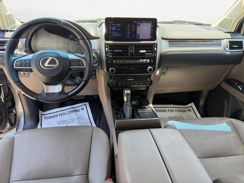 Used 2022 Lexus GX 460 Premium w/ Premium Package AWD/4WD image 10