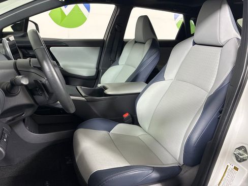 Used 2023 Subaru Solterra AWD image 26