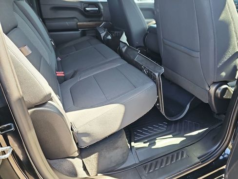 Used 2021 Chevrolet Silverado 1500 RST AWD/4WD image 15