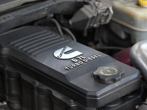 Used 2012 RAM 2500 ST w/ Chrome Appearance Group AWD/4WD image 17