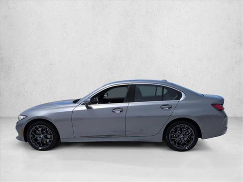 Used 2025 BMW 330i xDrive Sedan w/ M Sport Package AWD/4WD image 9