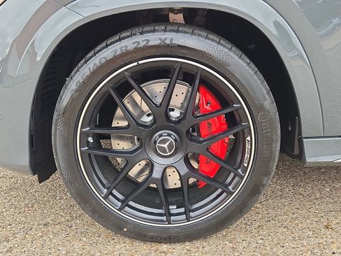 New 2026 Mercedes-Benz GLE 63 AMG S image 11