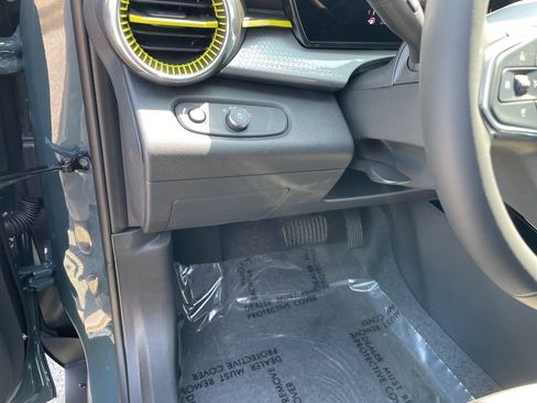 New 2026 Chevrolet Trax LT w/ Driver Confidence Package FWD image 9