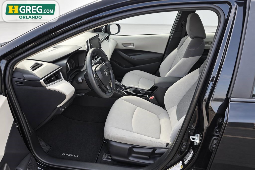 Used 2021 Toyota Corolla LE FWD image 10