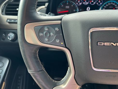Used 2017 GMC Yukon Denali w/ Open Road Package AWD/4WD image 32