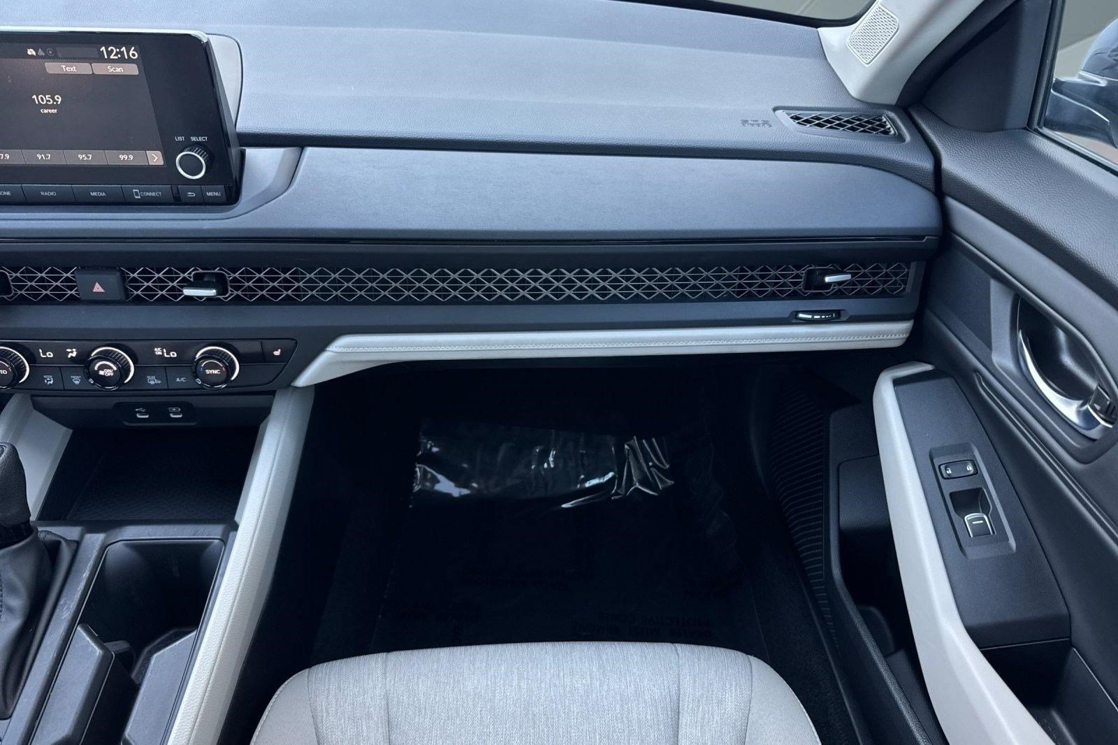 Certified 2023 Honda Accord EX image 30