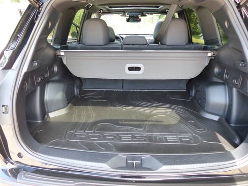 Used 2025 Subaru Forester Premium w/ Convenience Package #1 AWD/4WD image 40