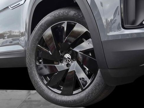 New 2026 Volkswagen Atlas Cross Sport SE image 3