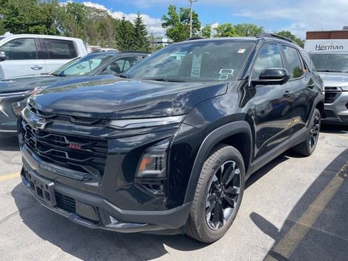 Used 2025 Chevrolet Equinox RS w/ Safety and Technology Package AWD/4WD image 3