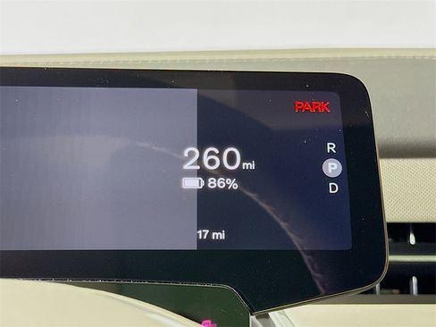 New 2025 Volvo EX90 Ultra w/ Protection Package Premier image 11