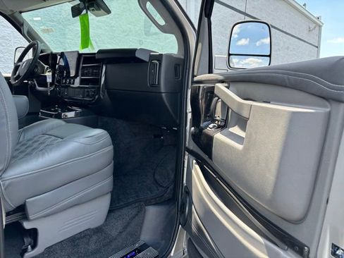 New 2026 GMC Savana 2500 Extended w/ Driver Convenience Package RWD image 19