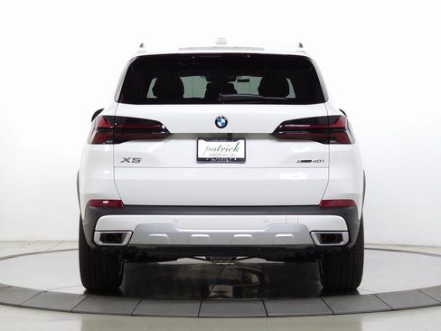 Used 2026 BMW X5 xDrive40i w/ Premium Package image 7