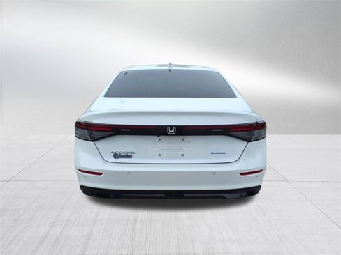 Used 2023 Honda Accord EX-L image 5
