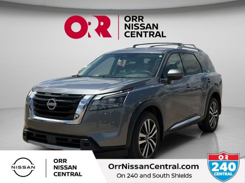 Used 2025 Nissan Pathfinder Platinum AWD/4WD image 1