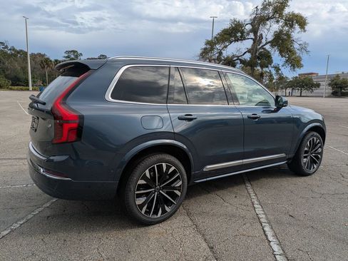 New 2026 Volvo XC90 T8 Ultra w/ Protection Package Premier AWD/4WD image 6