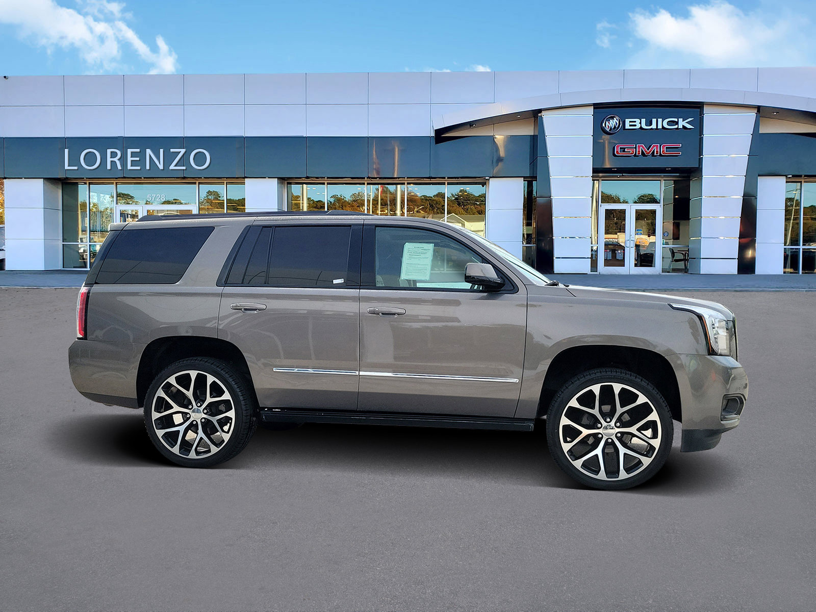 Used 2019 GMC Yukon Denali w/ Denali Ultimate Package RWD image 4