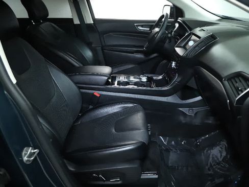 Used 2019 Ford Edge Titanium AWD/4WD image 37