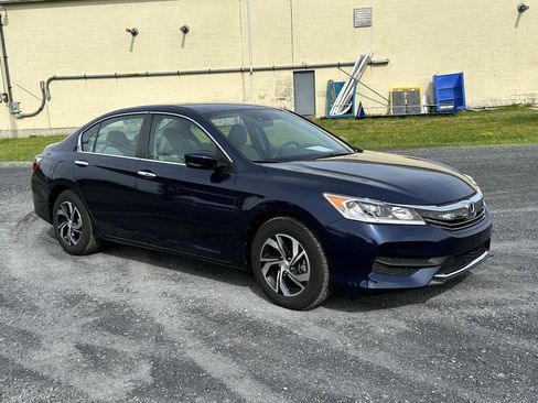 Used 2016 Honda Accord LX image 2