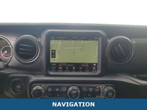 Used 2021 Jeep Wrangler Unlimited Sport AWD/4WD image 5
